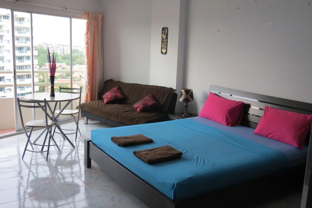 View Talay 1B Studio Pattaya Extérieur photo